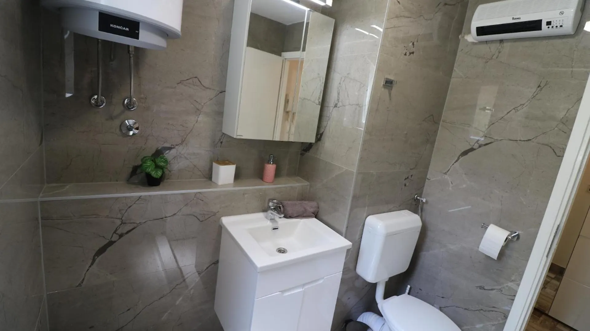 Mar-Ivo Apartment Pula Croatia
